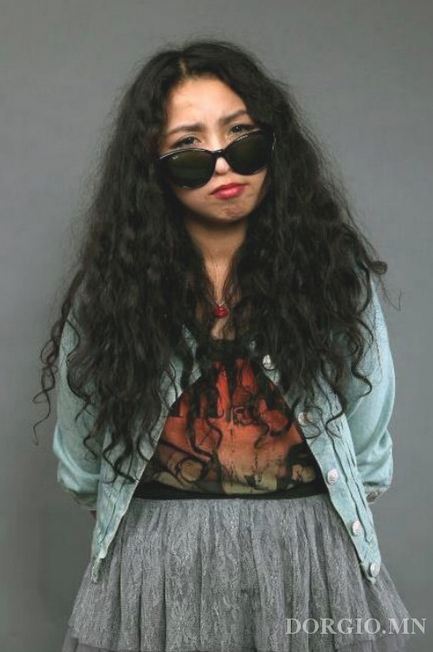 Дуучин Б.Маралжингоо өөрийг нь сонгодог урлаг гутаасан гэх эрхэмд хариу өгөв